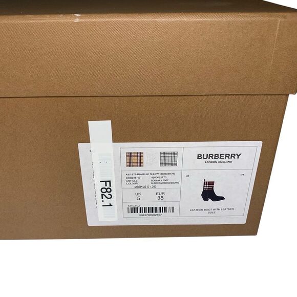 Burberry Danielle Low Calf Nova Check Heeled Boot EU 38 Leather and Wool Pull On - Picture 14 of 14